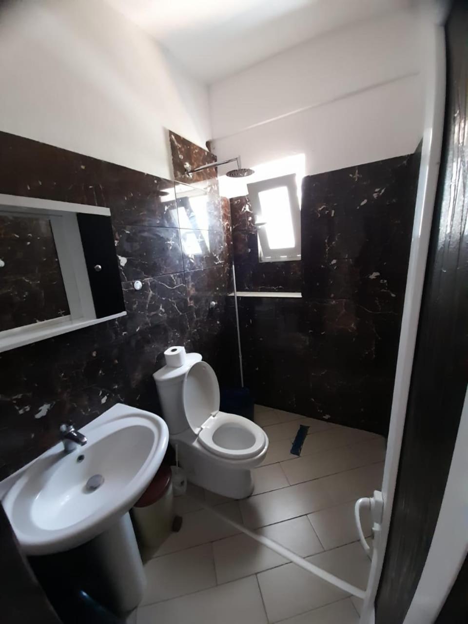 Rey Garden Villa Vlore Room photo