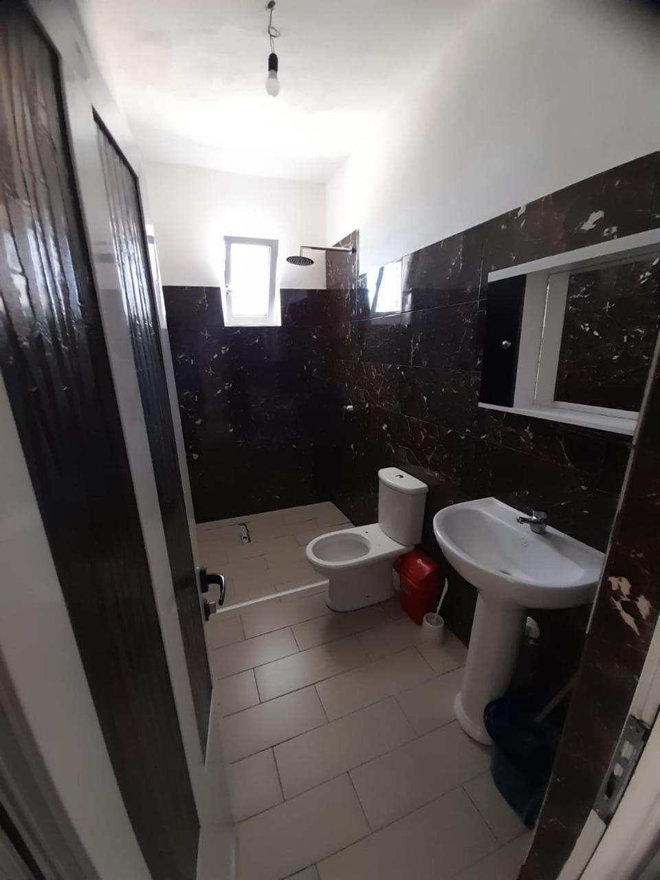 Rey Garden Villa Vlore Room photo